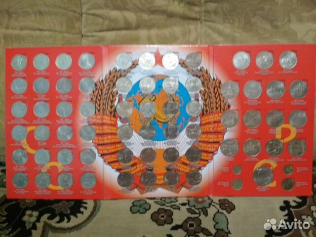 Юбилейка СССР в альбоме (64 монеты)