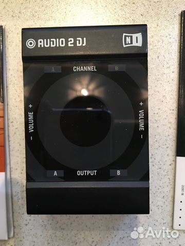 Dj контроллер Vestax VCI-100 (комплект)