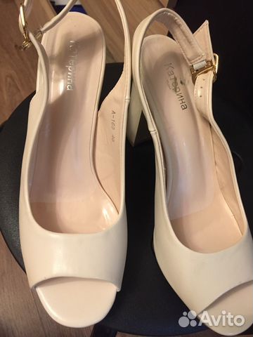 Босоножки / туфли Босоножки / туфли