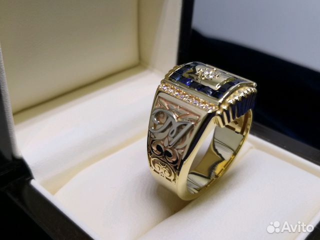 Золотое кольцо с Сапфирами и Бриллиантами Золотое кольцо с Сапфирами и Бриллиантами