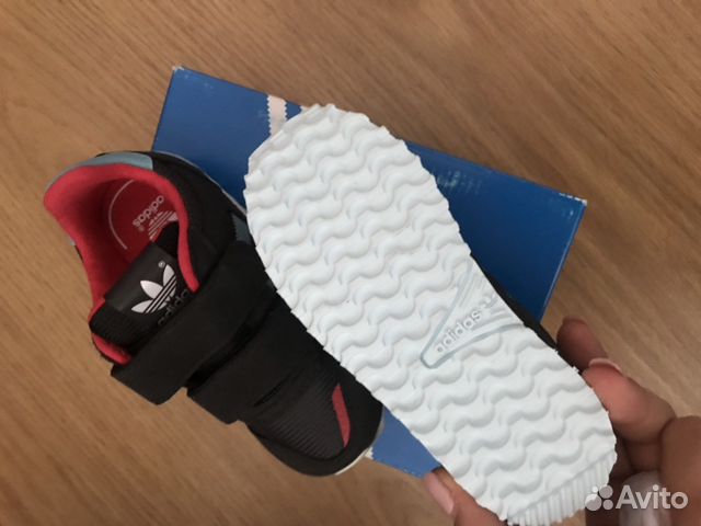 Кроссовки новые рр 24 -15,5 см adidas zx700 Кроссовки новые рр 24 -15,5 см adidas zx700