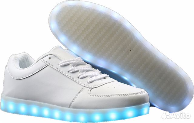 Кроссовки.Унисекс.Белые,LED,светятся разным цвето