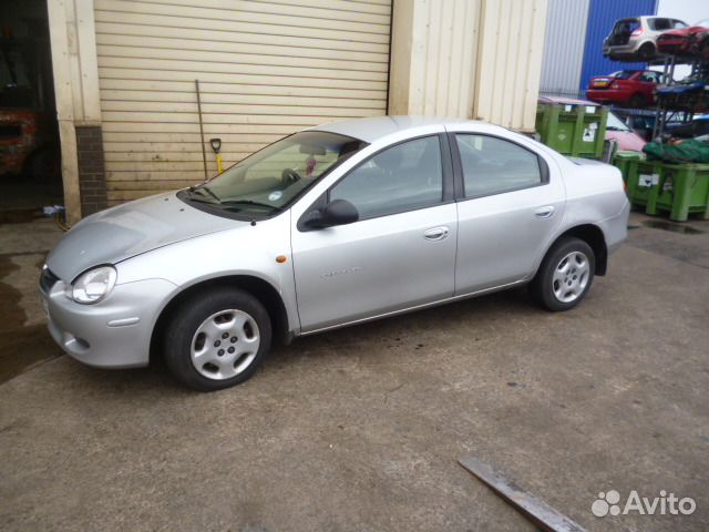 В разборе chrysler neon II 2001