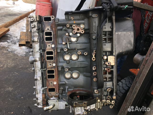 Двигатель бу 4m50 Mitsubishi Fuso 4.9