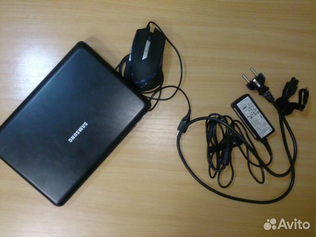 Нетбук SAMSUNG NP-N127 Нетбук SAMSUNG NP-N127