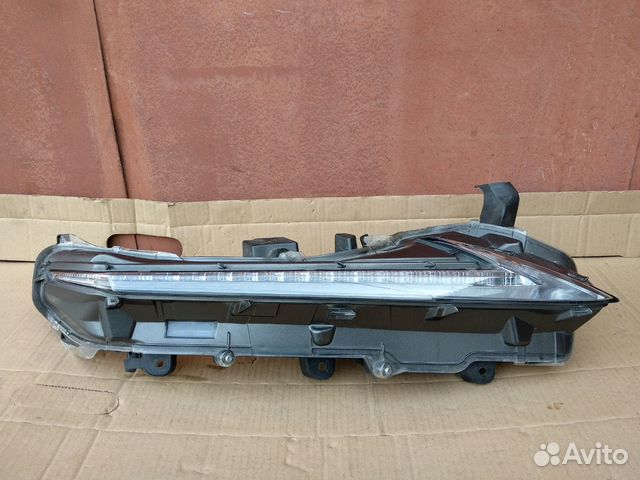 Дхо Lexus NX 200 300H правый DRL поворотник Дхо Lexus NX 200 300H правый DRL поворотник