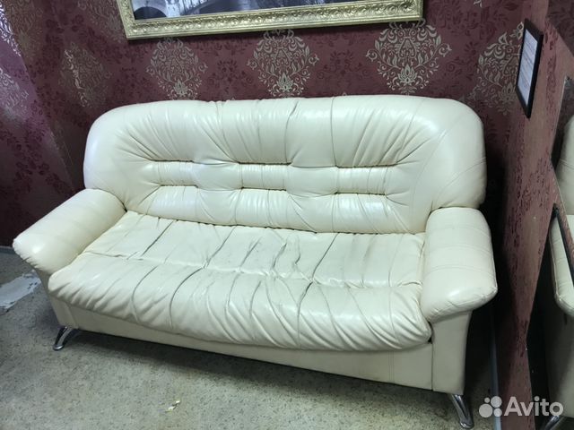 Диван кожаный 180х90 бежевый Диван кожаный 180х90 бежевый