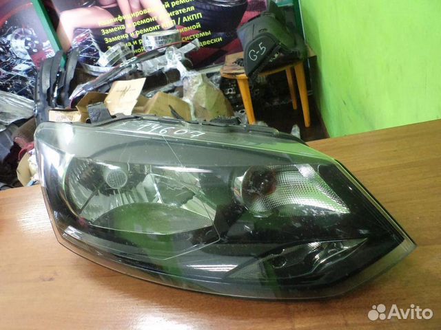 Фара правая Поло хэтчбек 6R1941016E