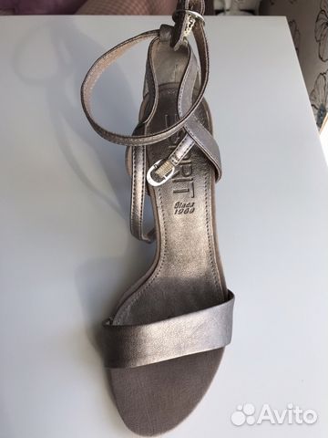 Босоножки Esprit