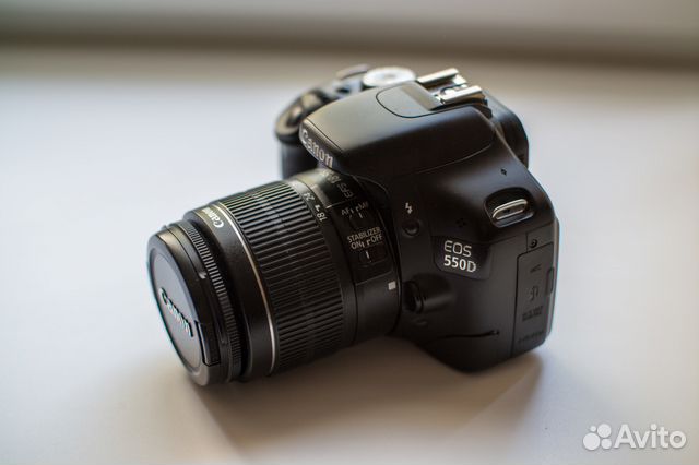 Canon EOS 550D Kit 18-55 IS II