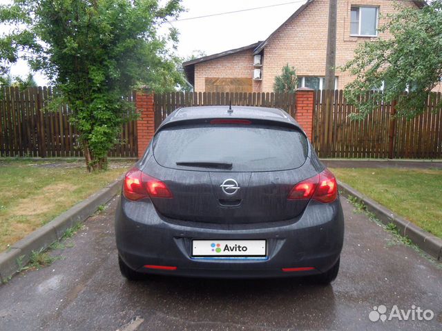 Opel Astra 1.6 AT, 2011, 124 000 км