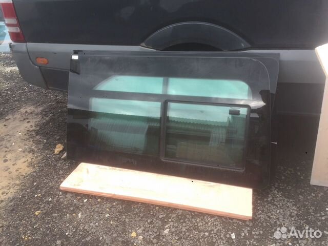 Стекло сдвижной двери Мерседес W906 Спринтер класс