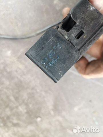 Audi a6c6 a6 c6 4F замок капота 4F0953236