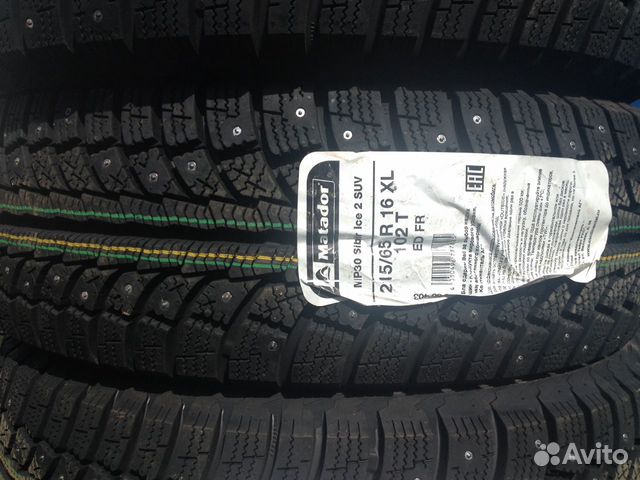 Новые зимние шип.шины 215/65 R16 matador MP30