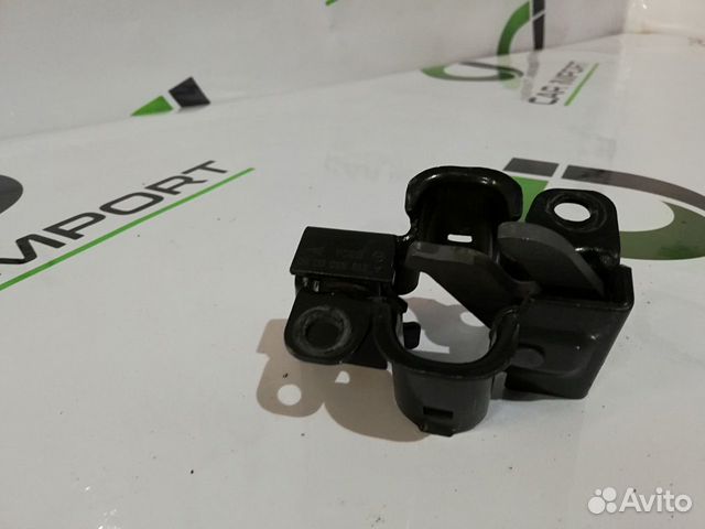 Мерседес мл w164 гл x164 Замок капота Мерседес мл w164 гл x164 Замок капота