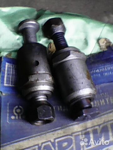 Шарнир передней подвески Волга