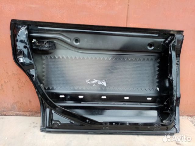 Дверь задняя левая Audi A8 4D 4.2 Дверь задняя левая Audi A8 4D 4.2