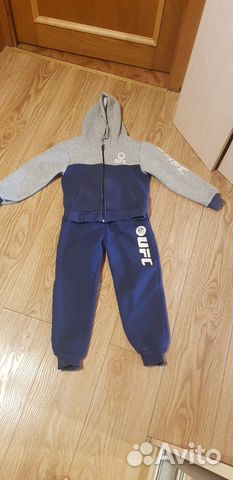 Спортивный костюм