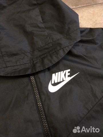 Ветровка Nike
