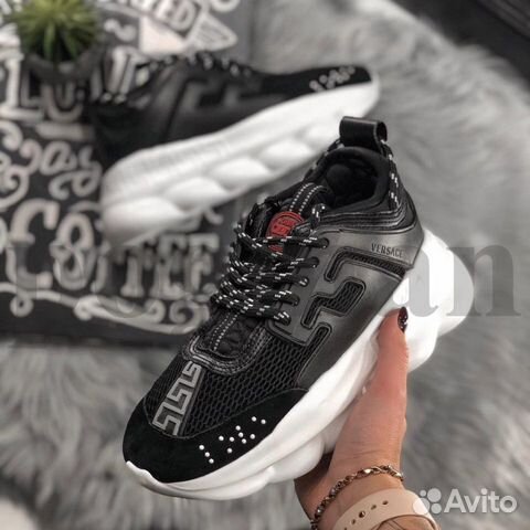 Versace Chain Reaction