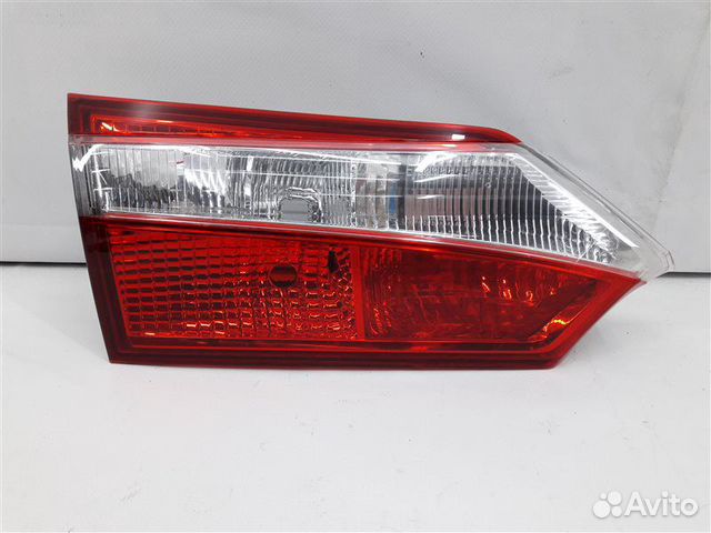 Фонарь внутренний задний левый Toyota Corolla E180