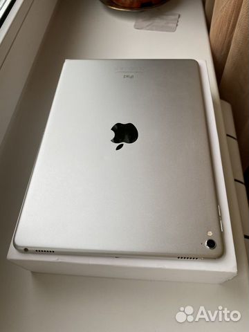 iPad PRO 9.7 wi-fi 128 GB Silver как новый iPad PRO 9.7 wi-fi 128 GB Silver как новый