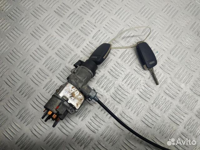 Замок зажигания Audi A4 B7 2004-2008 Замок зажигания Audi A4 B7 2004-2008