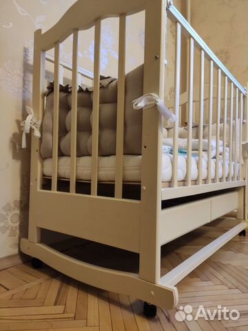 Детская кроватка и аксессуары Детская кроватка и аксессуары
