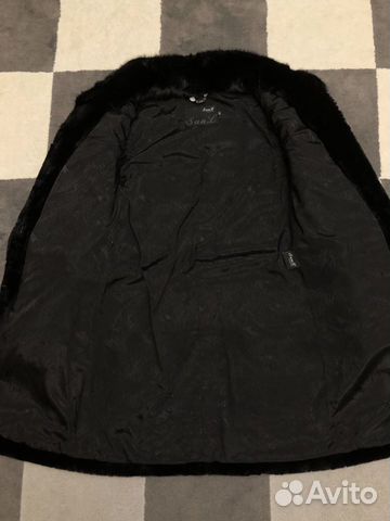 Шуба из мутона с отделкой из норки Шуба из мутона с отделкой из норки