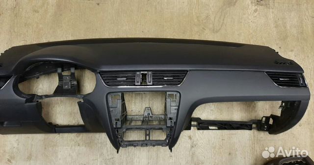 Skoda Octavia A7 торпедо