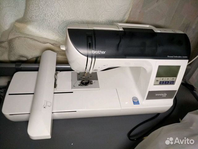 Вышивальная машина Brother innov-IS 750E Вышивальная машина Brother innov-IS 750E