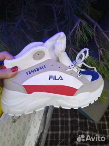 Кроссовки женские Кроссовки женские