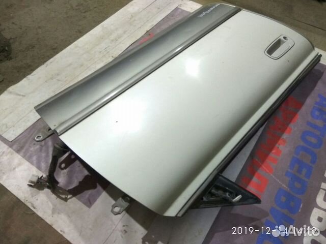 Дверь передняя правая водительская Toyota Vista sv