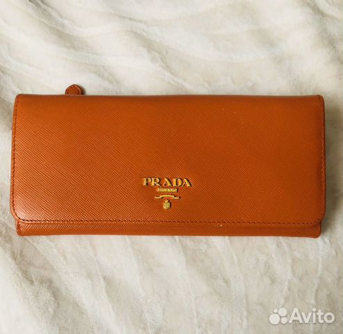 Новый Кошелек prada (оригинал) Новый Кошелек prada (оригинал)