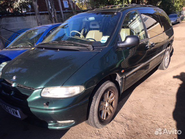 Разбор на запчасти Chrysler Voyager