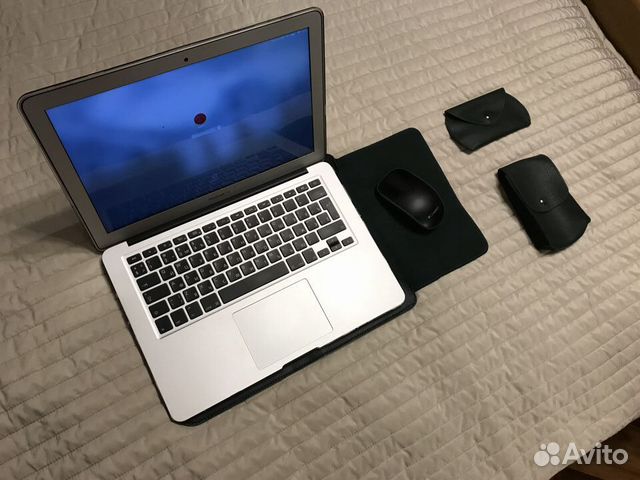 Кожаный чехол для macbook 13