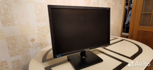Монитор samsung S19C200