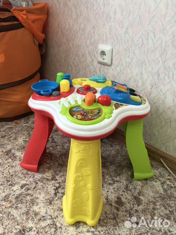 Развивающий стол Chicco Развивающий стол Chicco