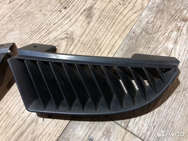 Решетка радиатора Mitsubishi Colt 6 Z30 Решетка радиатора Mitsubishi Colt 6 Z30