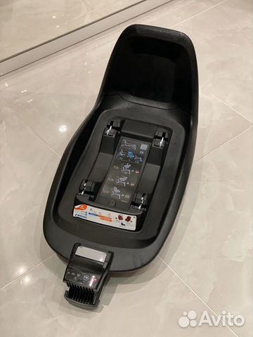 Детское автокресло MaxiCosi Pebble с базой Детское автокресло MaxiCosi Pebble с базой
