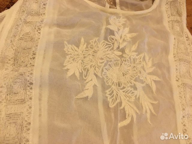 Платье zara из белого кружева Платье zara из белого кружева