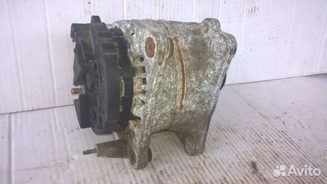 Генератор 036 903 024 D на Фольксваген Гольф-5