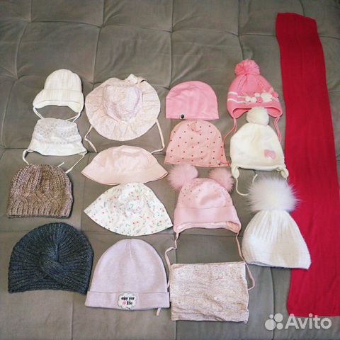 Шапки, панамки и шарфы на дев. 0-4 года. Цена от: Шапки, панамки и шарфы на дев. 0-4 года. Цена от: