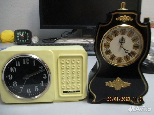 Часы Наири и Агат механические