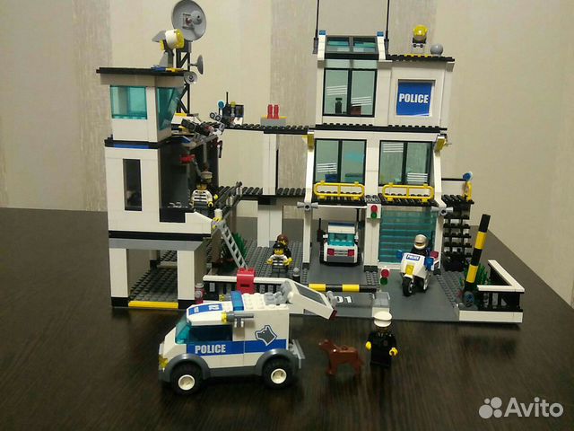 Lego City Полицейский участок Lego City Полицейский участок