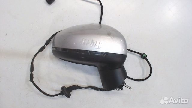 Зеркало боковое правое Audi A1, 2011