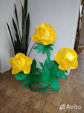 Цветы из изолона на заказ