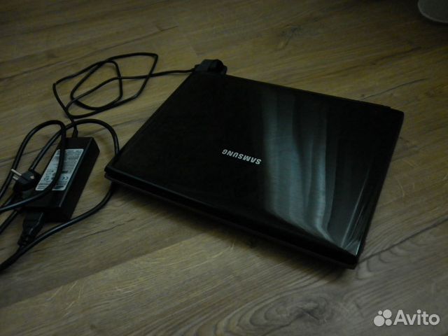SAMSUNG Q310 SAMSUNG Q310