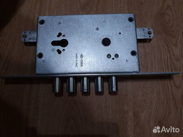 Новый замок врезной cisa Новый замок врезной cisa