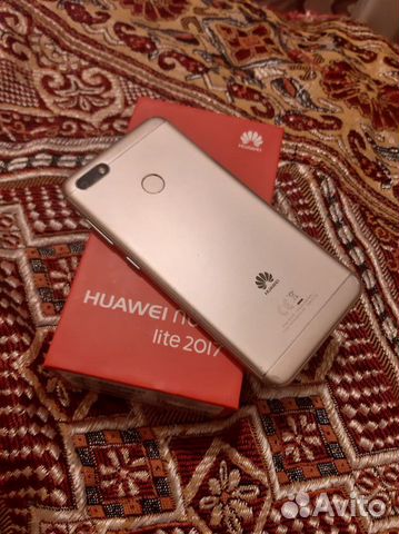 Телефон Huawei Телефон Huawei